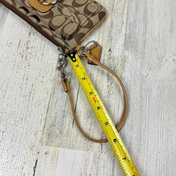 COACH Hampton Signature Buckle Khaki/Camel Canvas Patent Leather Wristlet - Picture 10 of 10